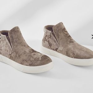 Fabletics Sierra High Top